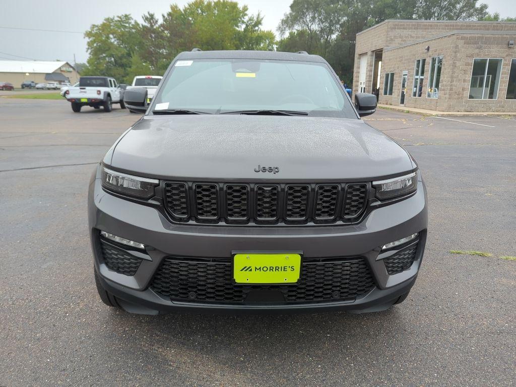 new 2025 Jeep Grand Cherokee car, priced at $48,236