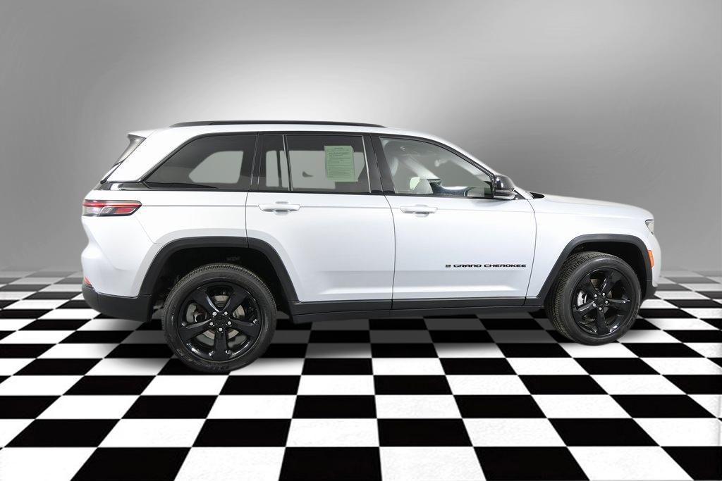 used 2023 Jeep Grand Cherokee car, priced at $30,999