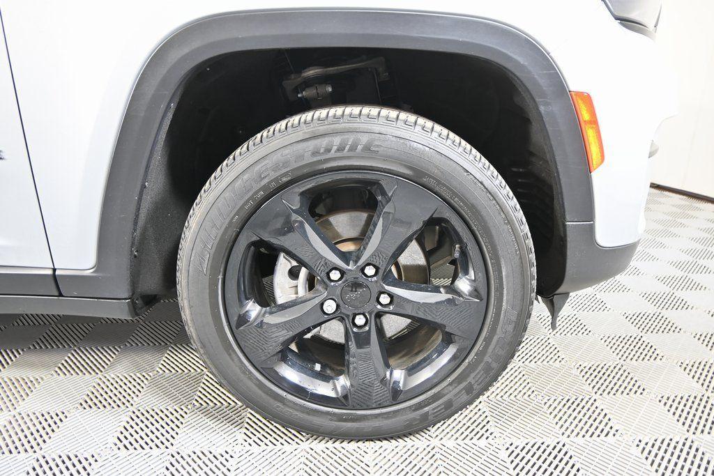 used 2023 Jeep Grand Cherokee car, priced at $30,999