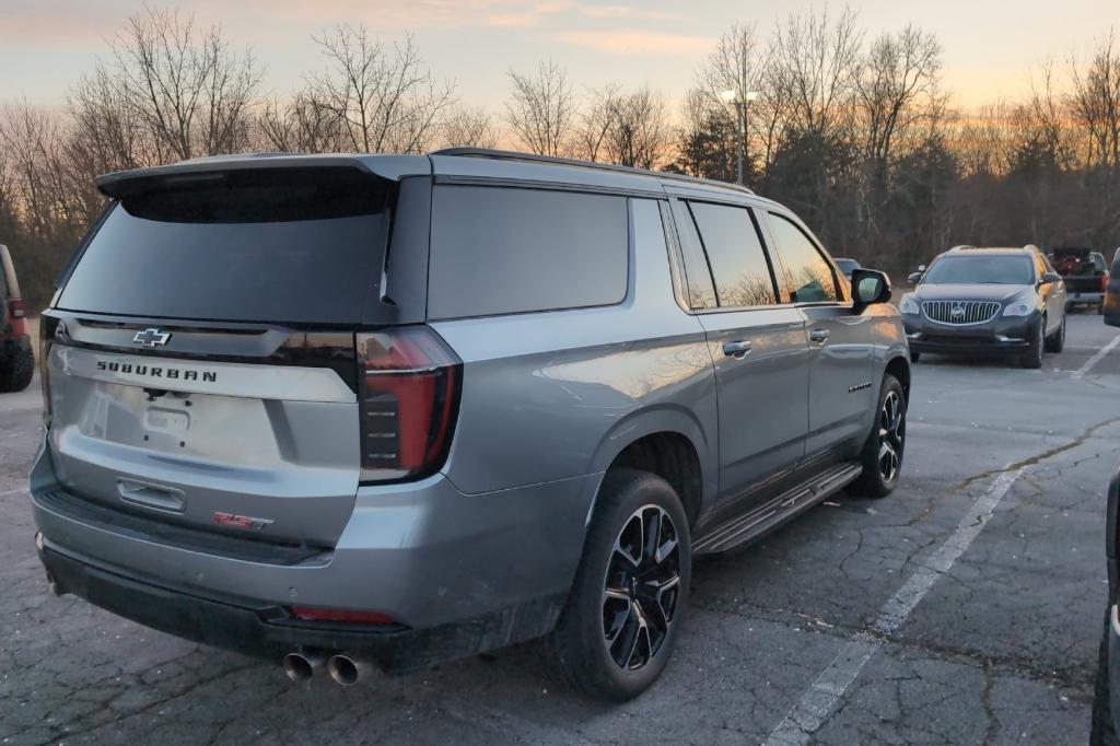 used 2025 Chevrolet Suburban car