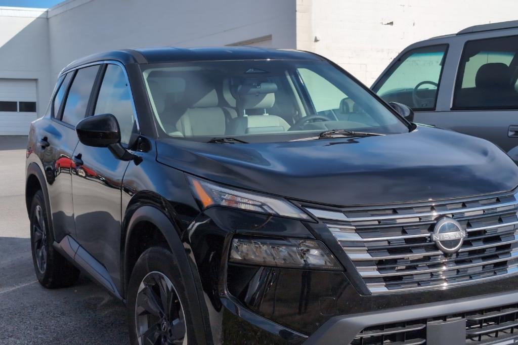 used 2025 Nissan Rogue car, priced at $24,454