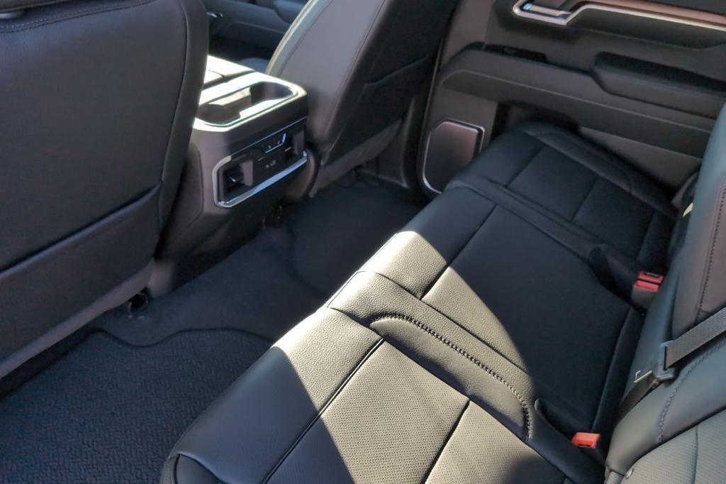 new 2026 GMC Sierra 1500 car, priced at $76,885