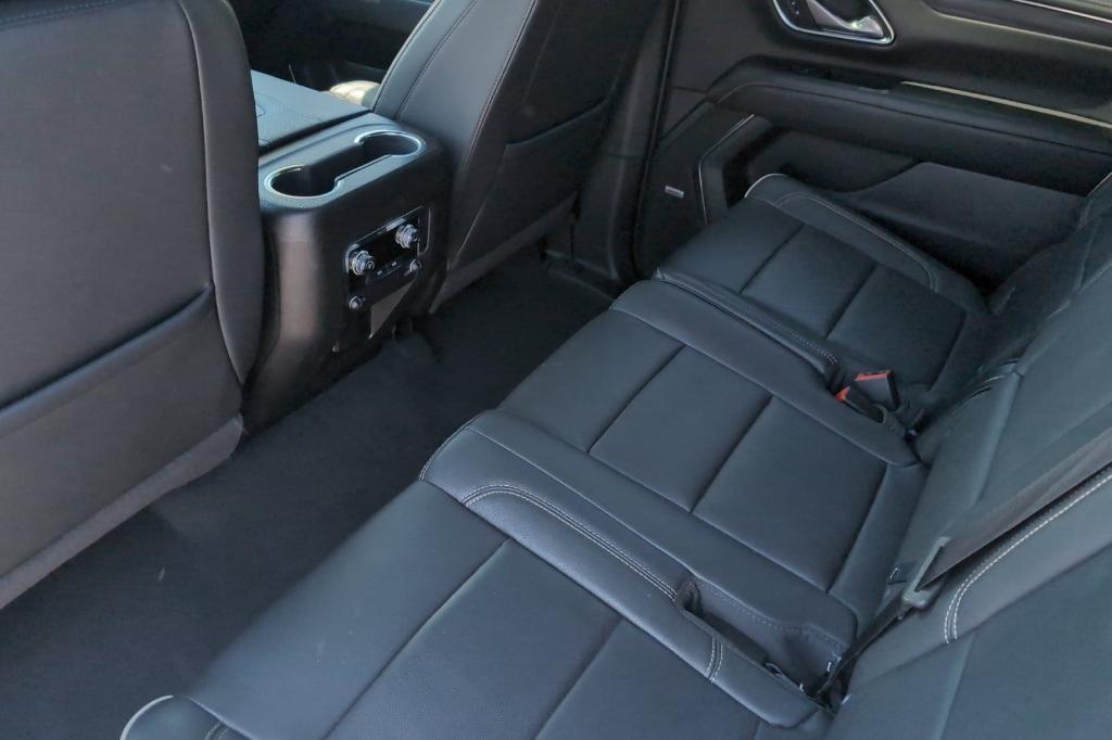 used 2024 GMC Yukon XL car, priced at $60,249