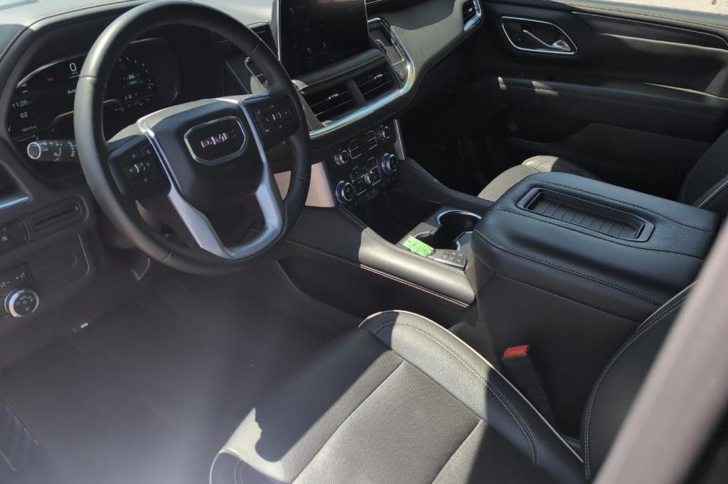 used 2024 GMC Yukon XL car, priced at $60,249