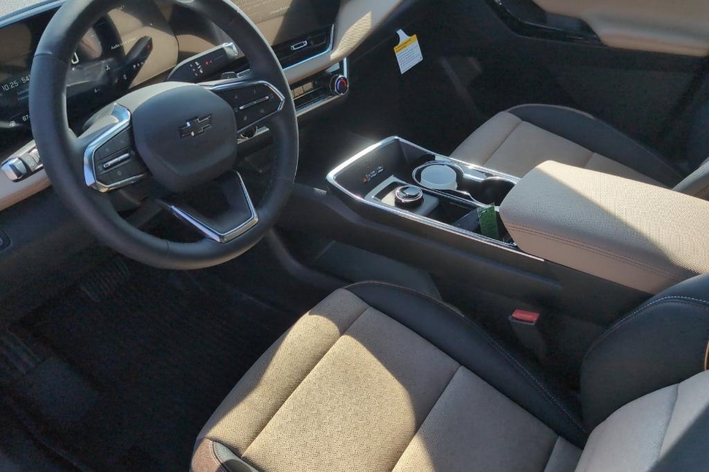 new 2026 Chevrolet Equinox car, priced at $36,640