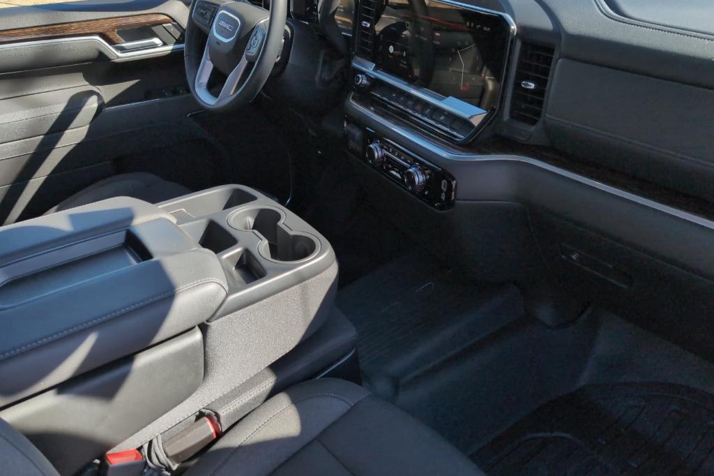 new 2026 GMC Sierra 1500 car, priced at $54,630