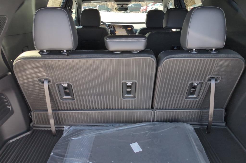 new 2026 Chevrolet Traverse car