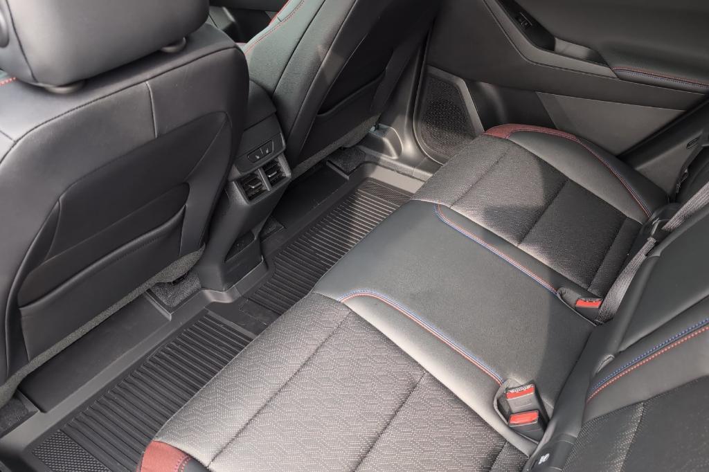 new 2026 Chevrolet Equinox car, priced at $35,915