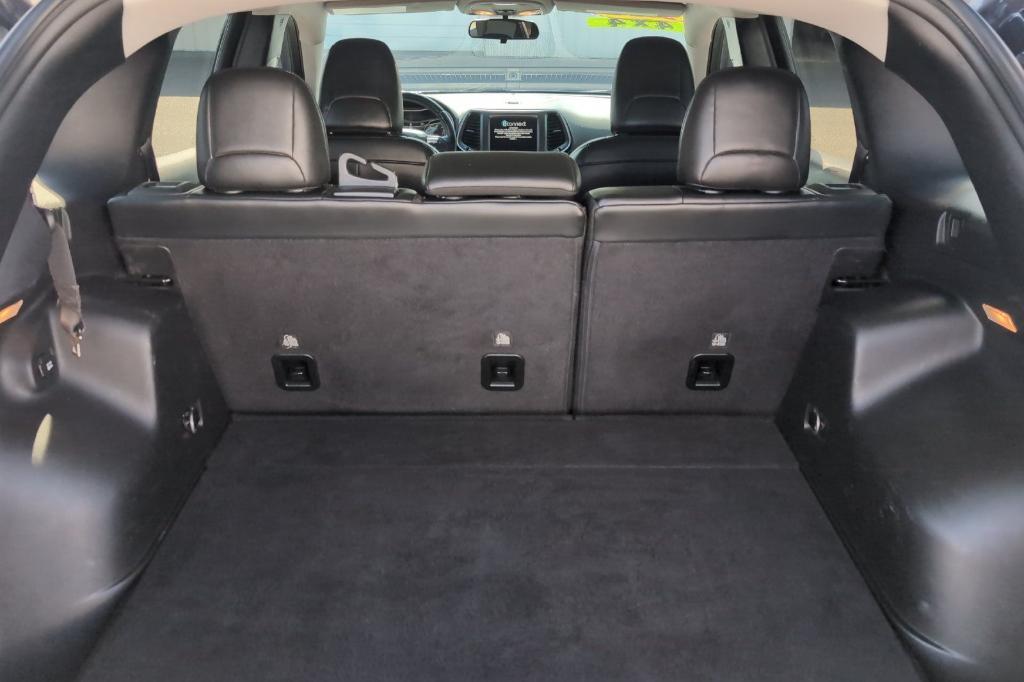 used 2020 Jeep Cherokee car, priced at $20,558