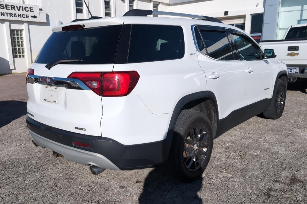 used 2017 GMC Acadia car
