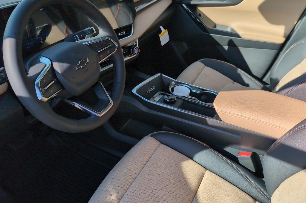 new 2026 Chevrolet Equinox car, priced at $36,935