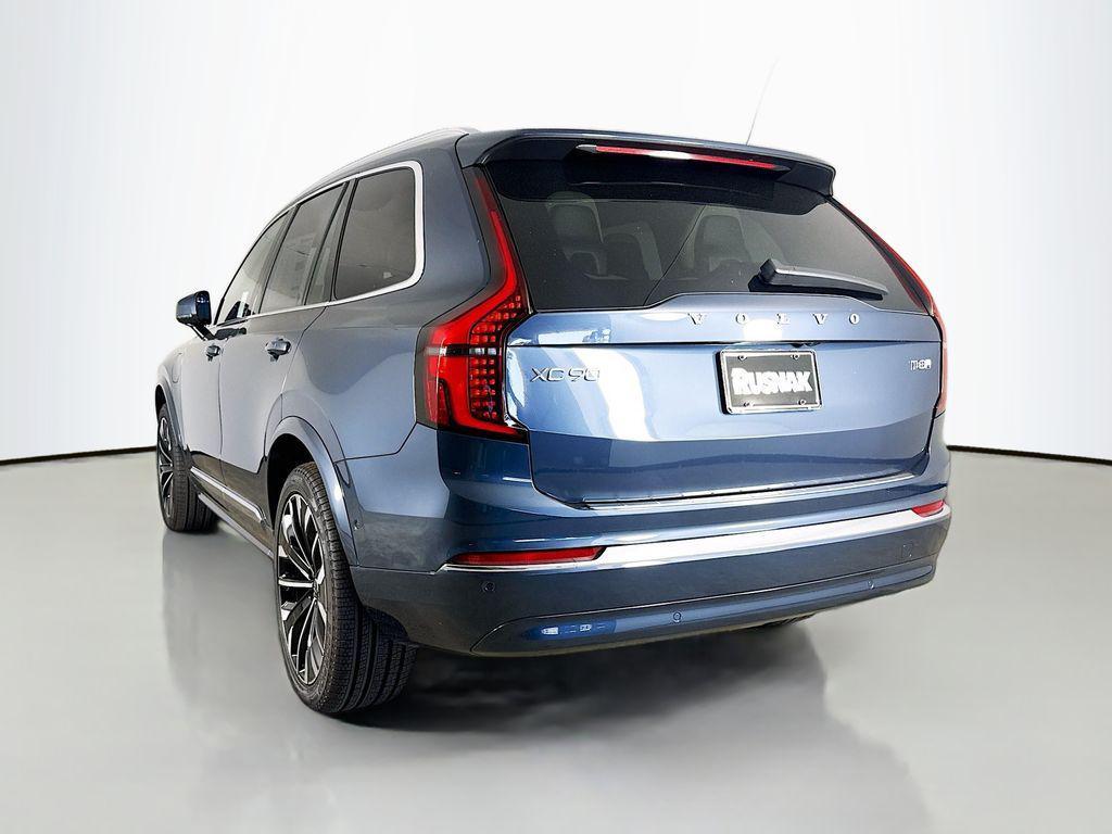 new 2026 Volvo XC90 Plug-In Hybrid car, priced at $84,455