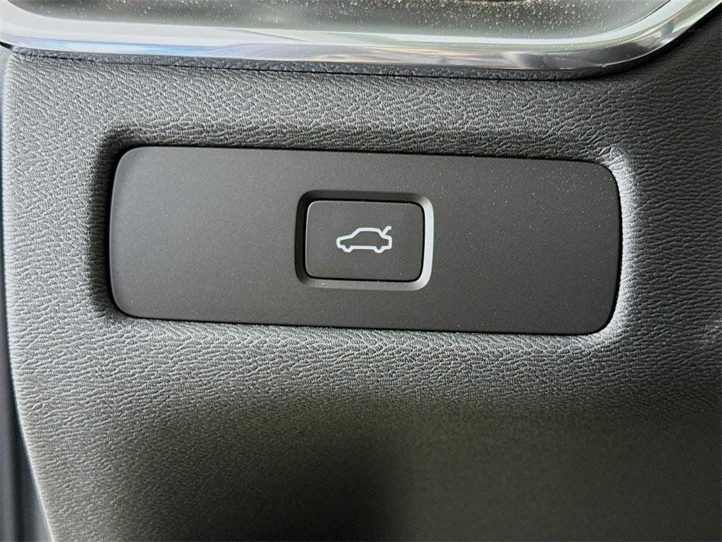 used 2025 Volvo XC60 car, priced at $40,395