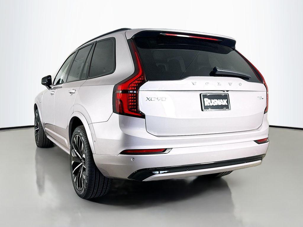 new 2026 Volvo XC90 Plug-In Hybrid car, priced at $85,820