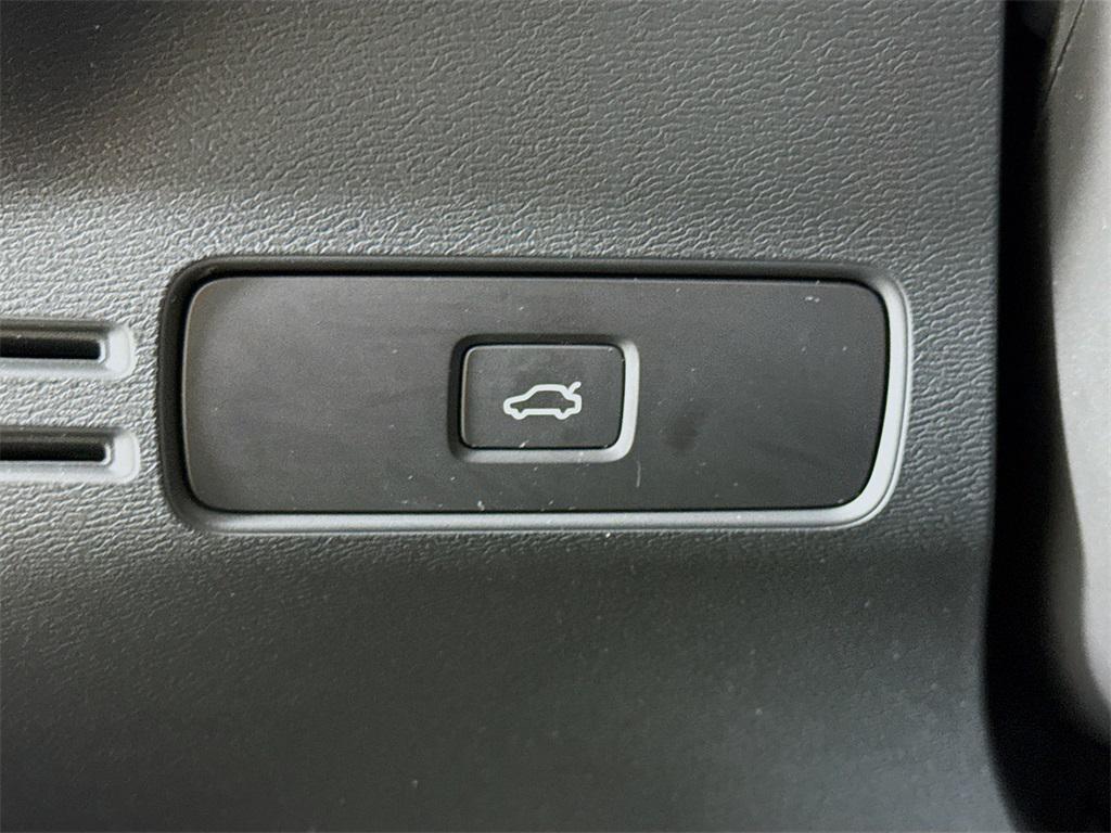 used 2023 Volvo XC40 car, priced at $26,795