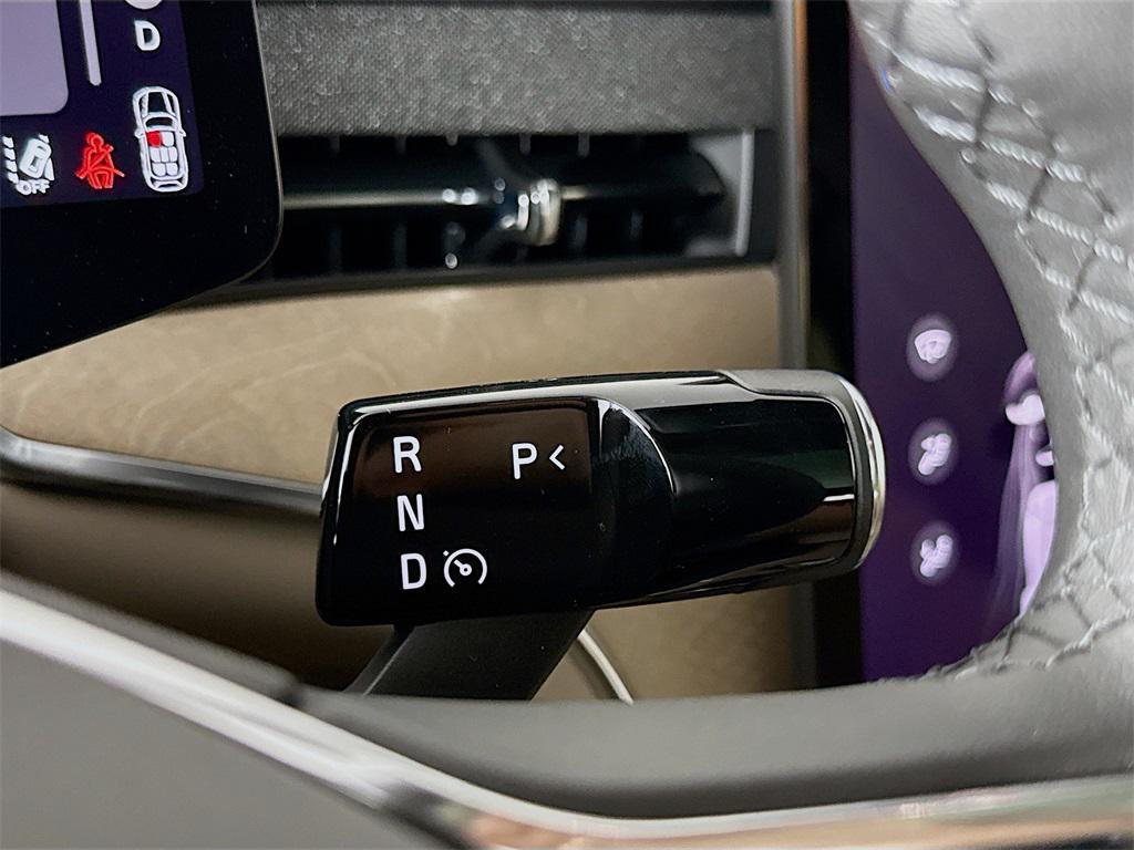 new 2025 Volvo EX90 car, priced at $87,940