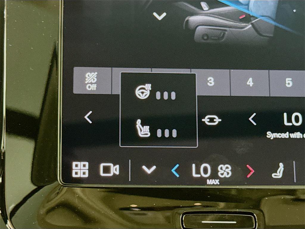 used 2025 Volvo XC40 car, priced at $37,995