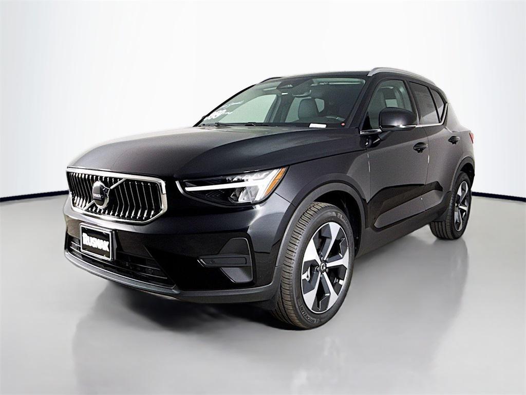 used 2025 Volvo XC40 car, priced at $37,995
