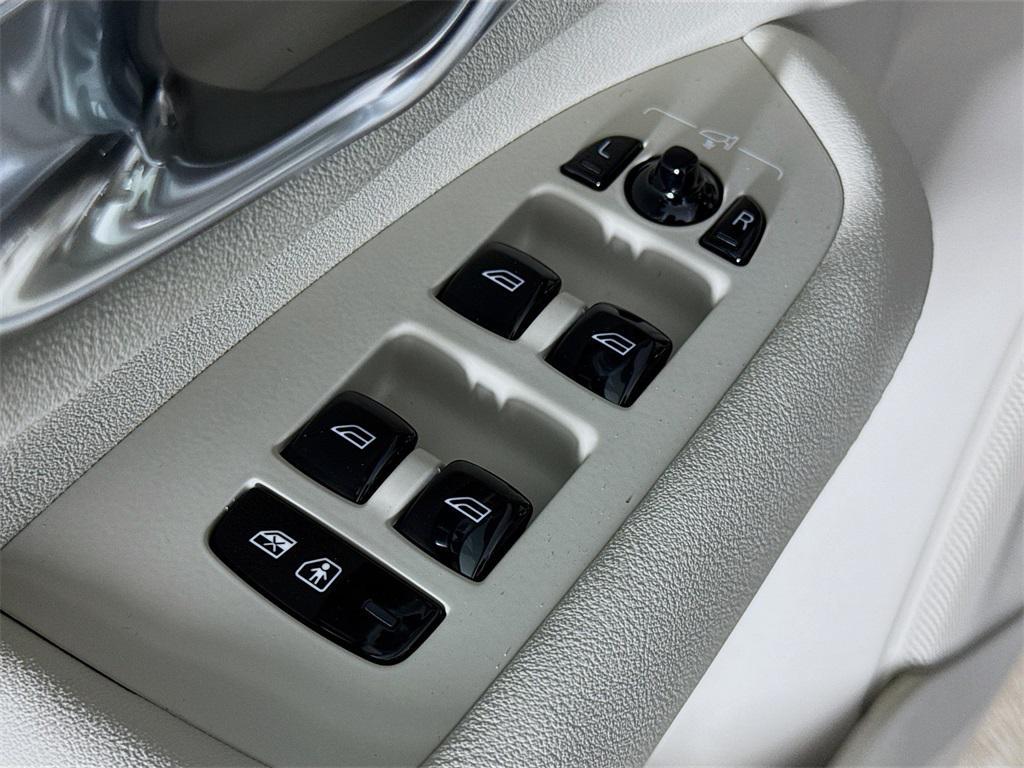 new 2026 Volvo XC90 Plug-In Hybrid car, priced at $85,625