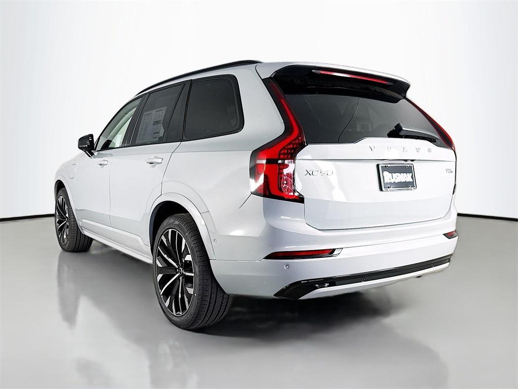 new 2026 Volvo XC90 Plug-In Hybrid car, priced at $87,385