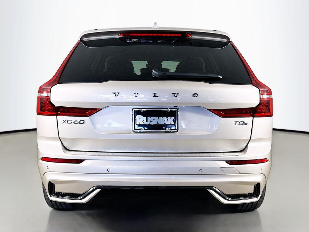 new 2026 Volvo XC60 Plug-In Hybrid car, priced at $69,405
