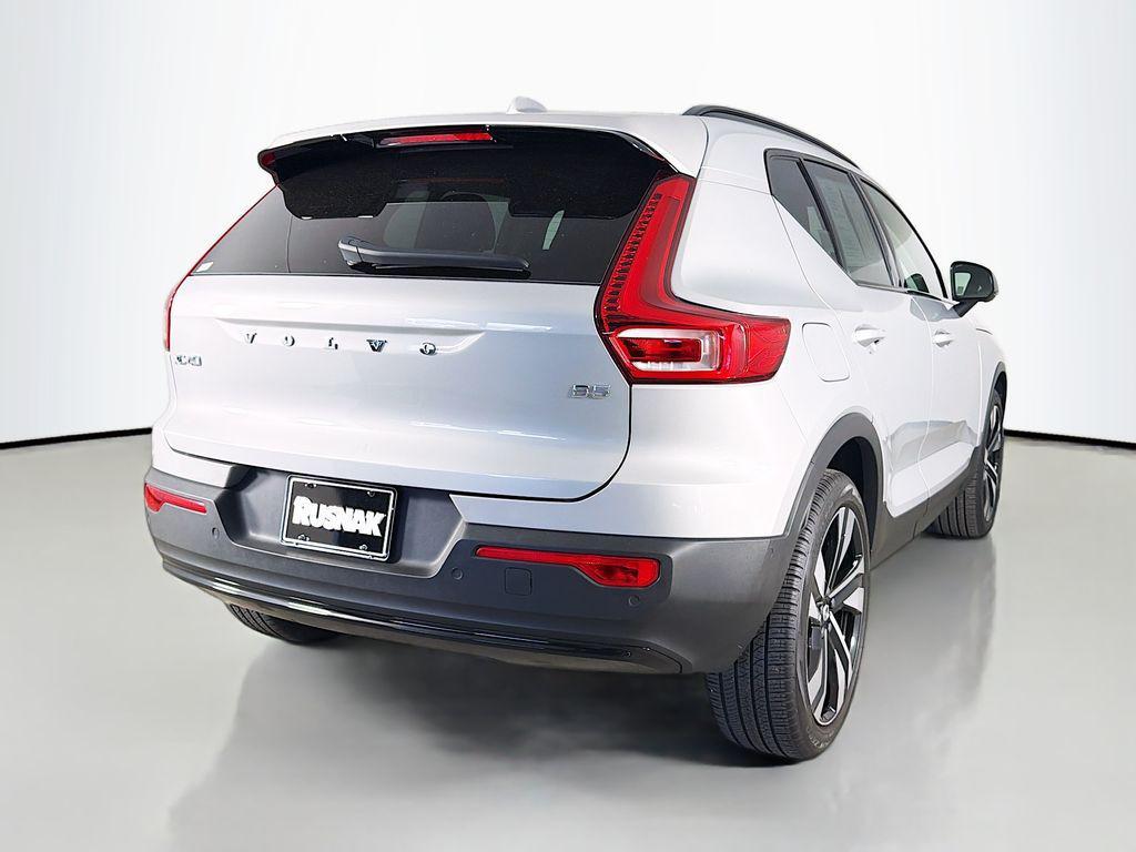 used 2023 Volvo XC40 car, priced at $35,471