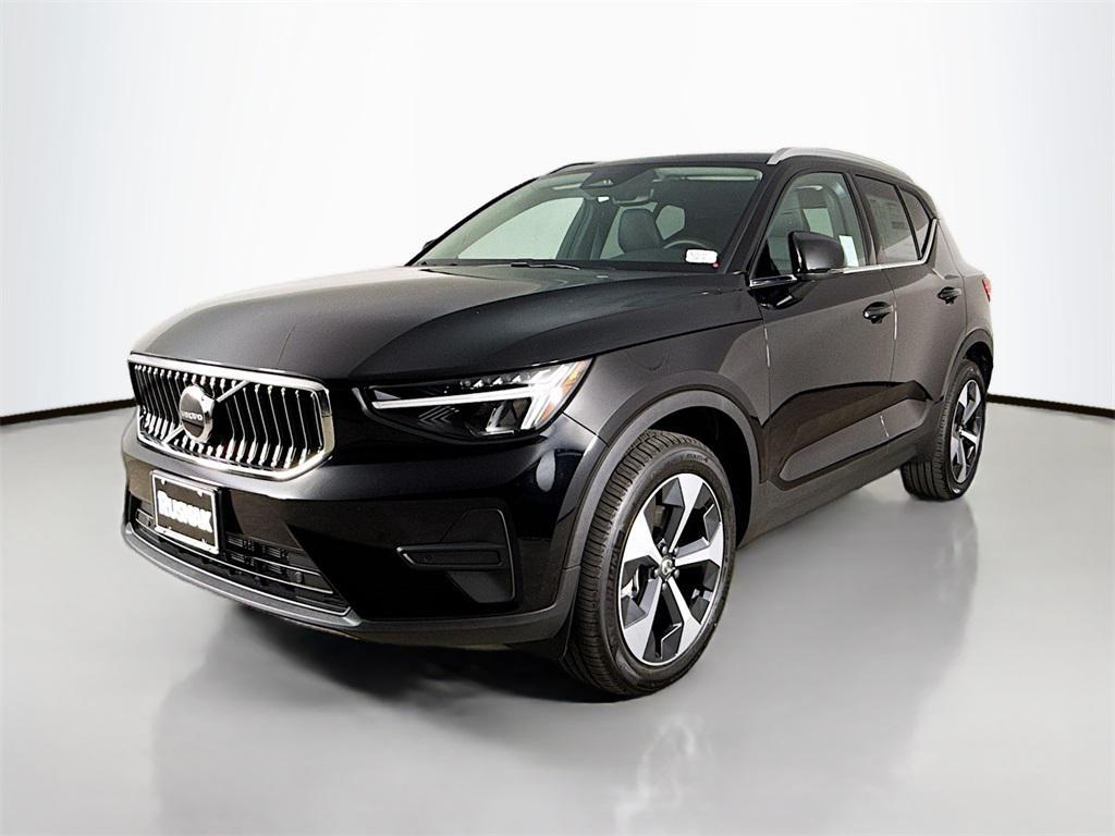 used 2025 Volvo XC40 car, priced at $37,995