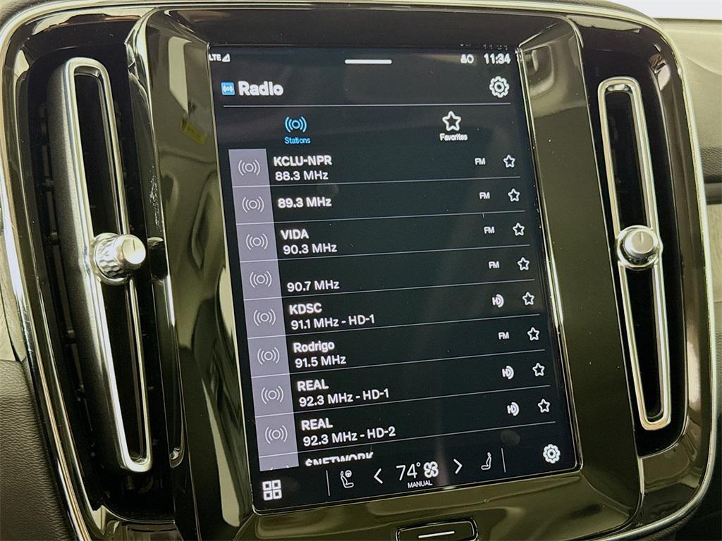 used 2025 Volvo XC40 car, priced at $37,995