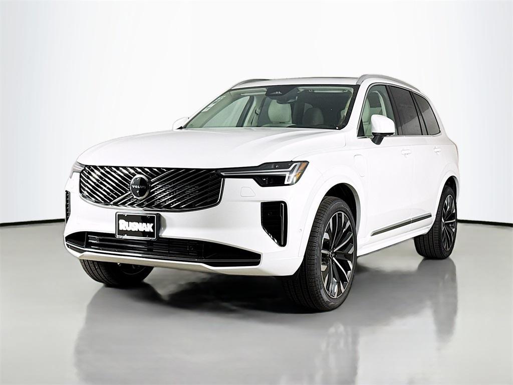 new 2026 Volvo XC90 Plug-In Hybrid car, priced at $85,625