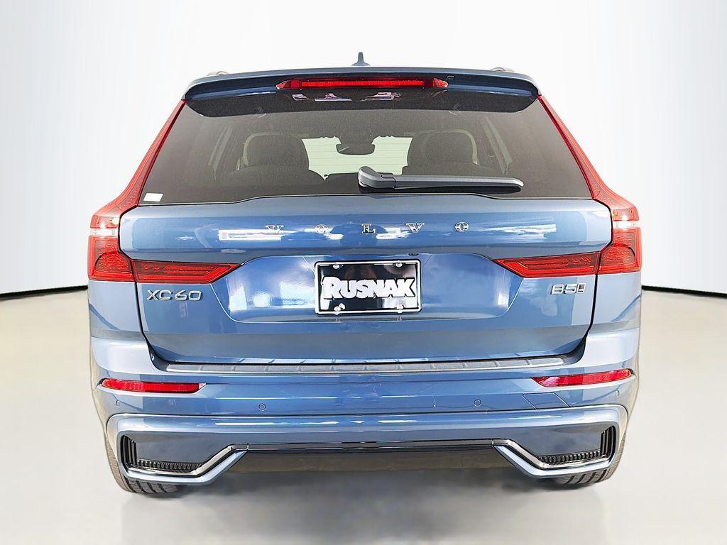 new 2026 Volvo XC60 car, priced at $57,985
