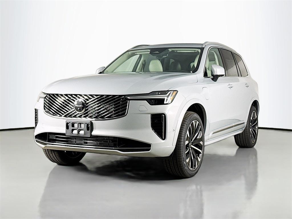 new 2026 Volvo XC90 Plug-In Hybrid car, priced at $85,625