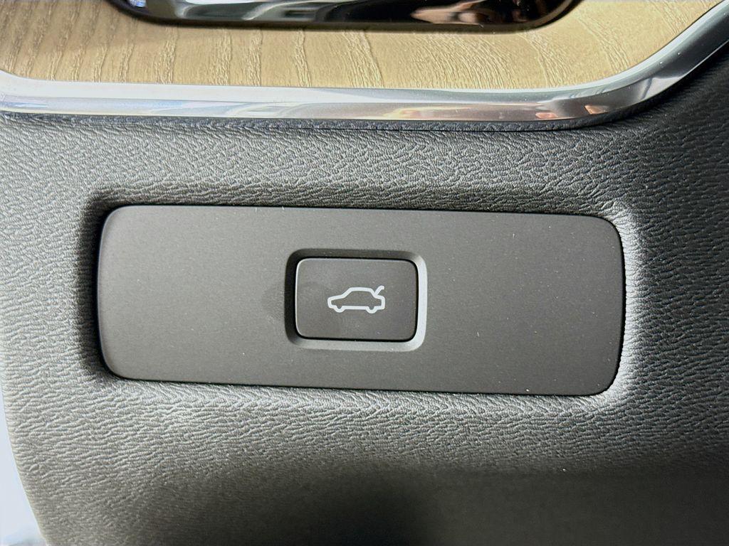 used 2026 Volvo XC60 car, priced at $51,214
