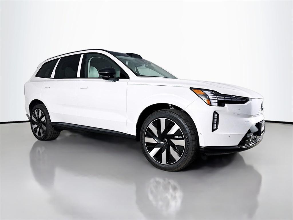 new 2025 Volvo EX90 car, priced at $83,325