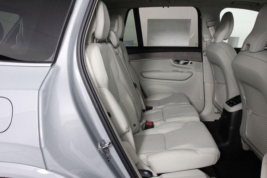 new 2026 Volvo XC90 Plug-In Hybrid car, priced at $85,625