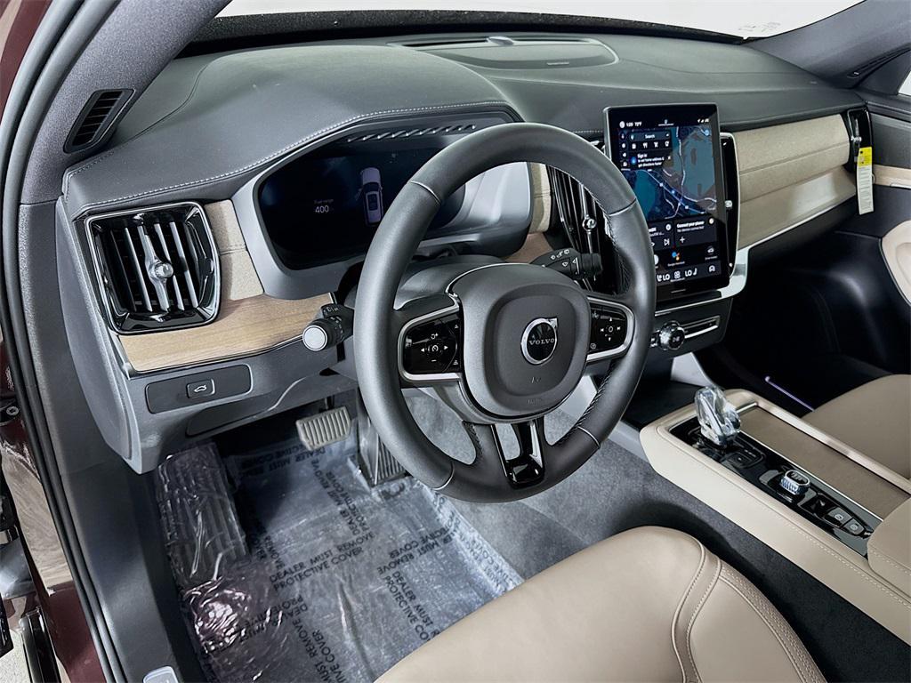 new 2025 Volvo XC90 car, priced at $65,725