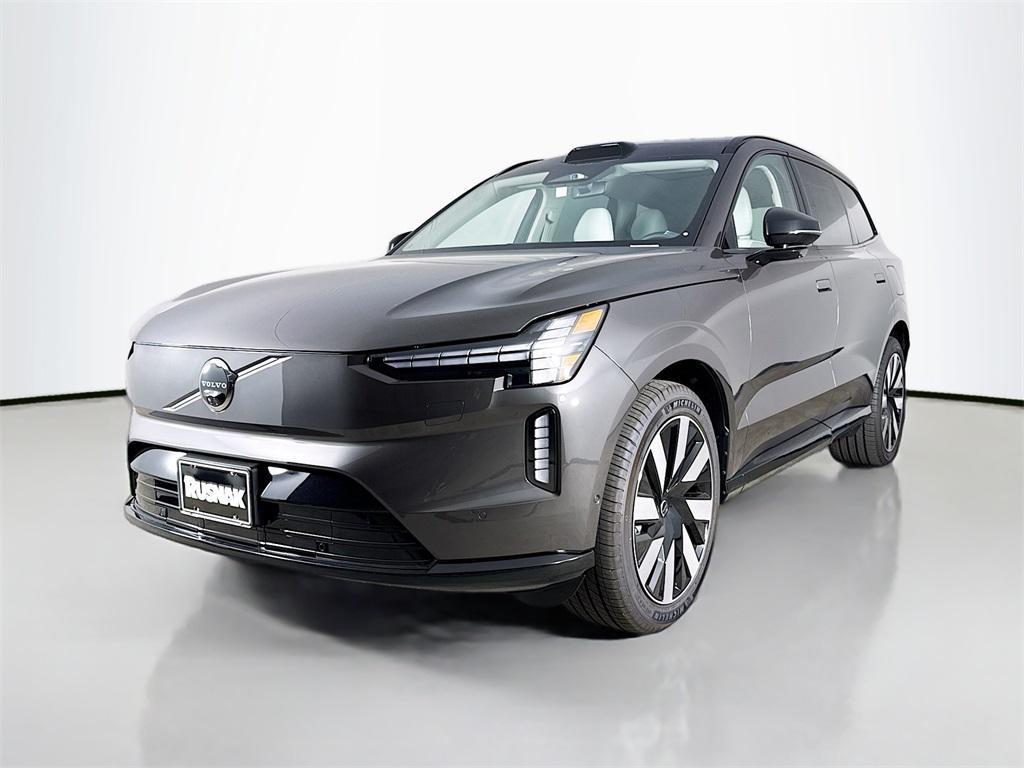 new 2025 Volvo EX90 car, priced at $94,445
