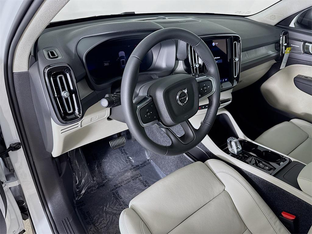 new 2026 Volvo XC40 car, priced at $51,975
