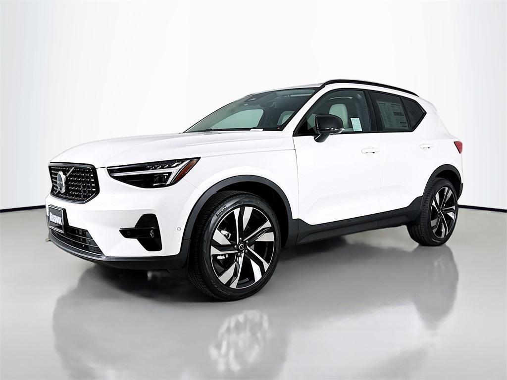 new 2026 Volvo XC40 car, priced at $51,975