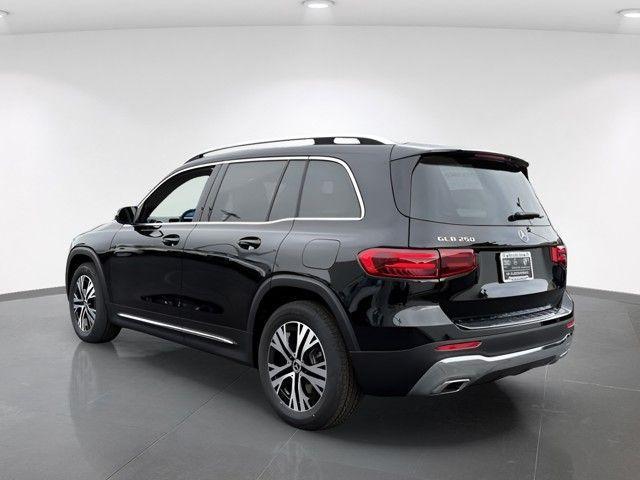 new 2026 Mercedes-Benz GLB 250 car, priced at $47,010