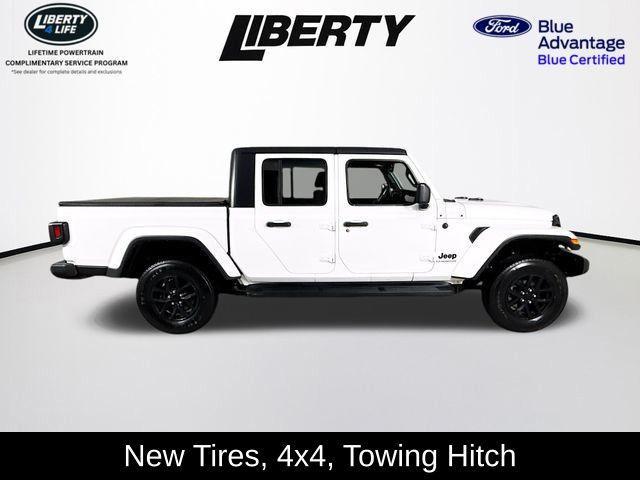 used 2022 Jeep Gladiator car, priced at $27,798