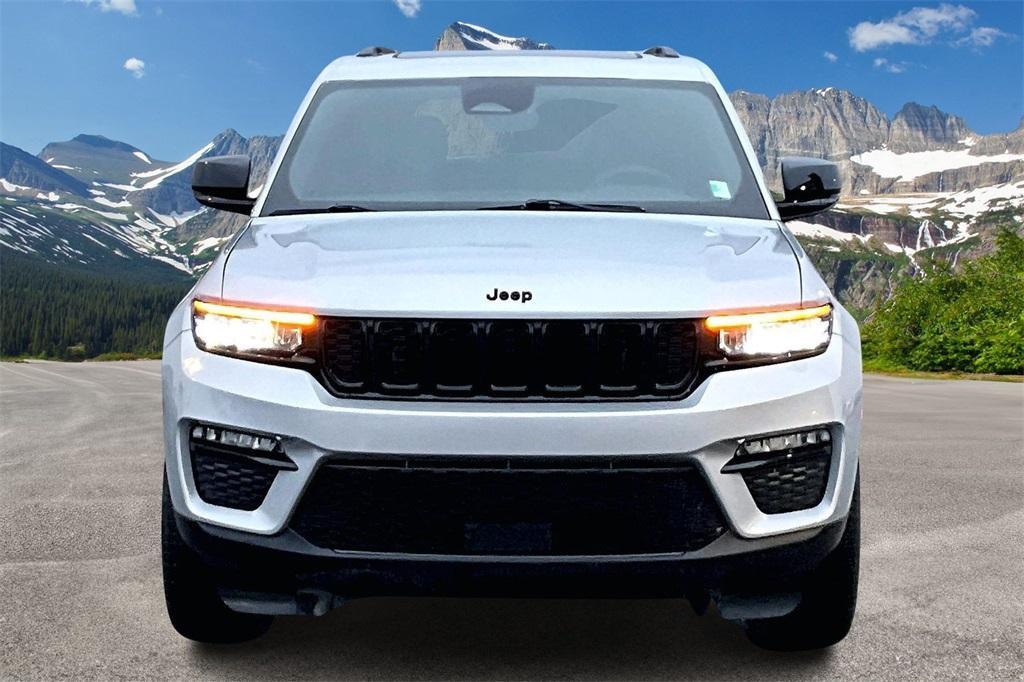 used 2025 Jeep Grand Cherokee car, priced at $38,481