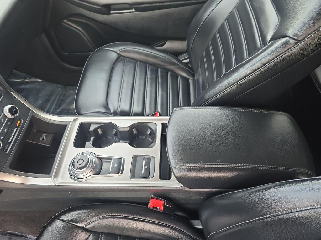 used 2024 Ford Edge car, priced at $22,303
