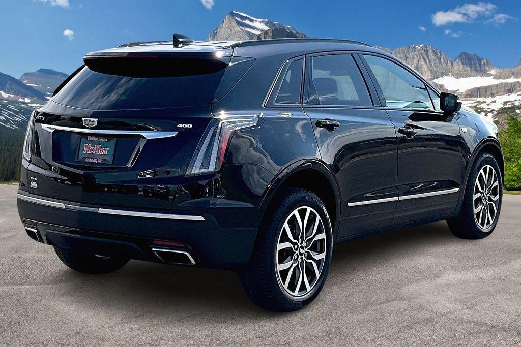 used 2023 Cadillac XT5 car, priced at $37,800