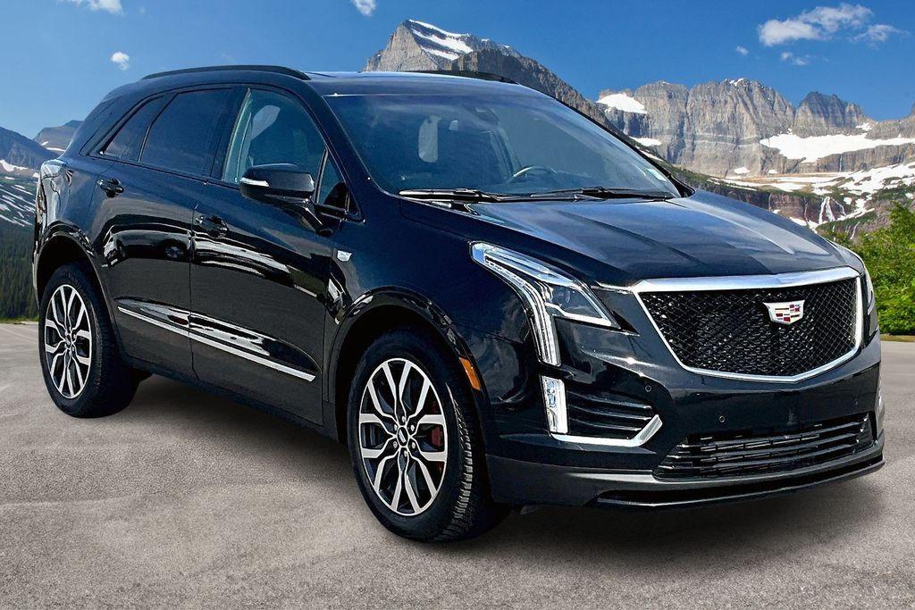 used 2023 Cadillac XT5 car, priced at $37,800