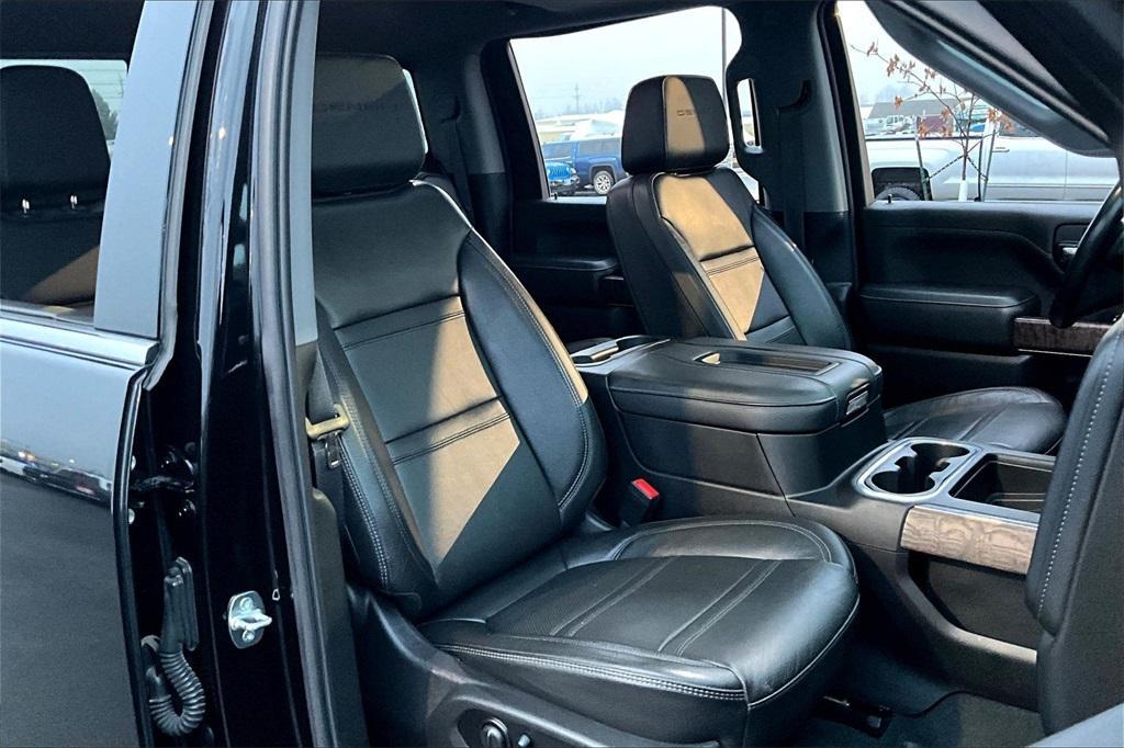 used 2022 GMC Sierra 2500 car, priced at $60,981