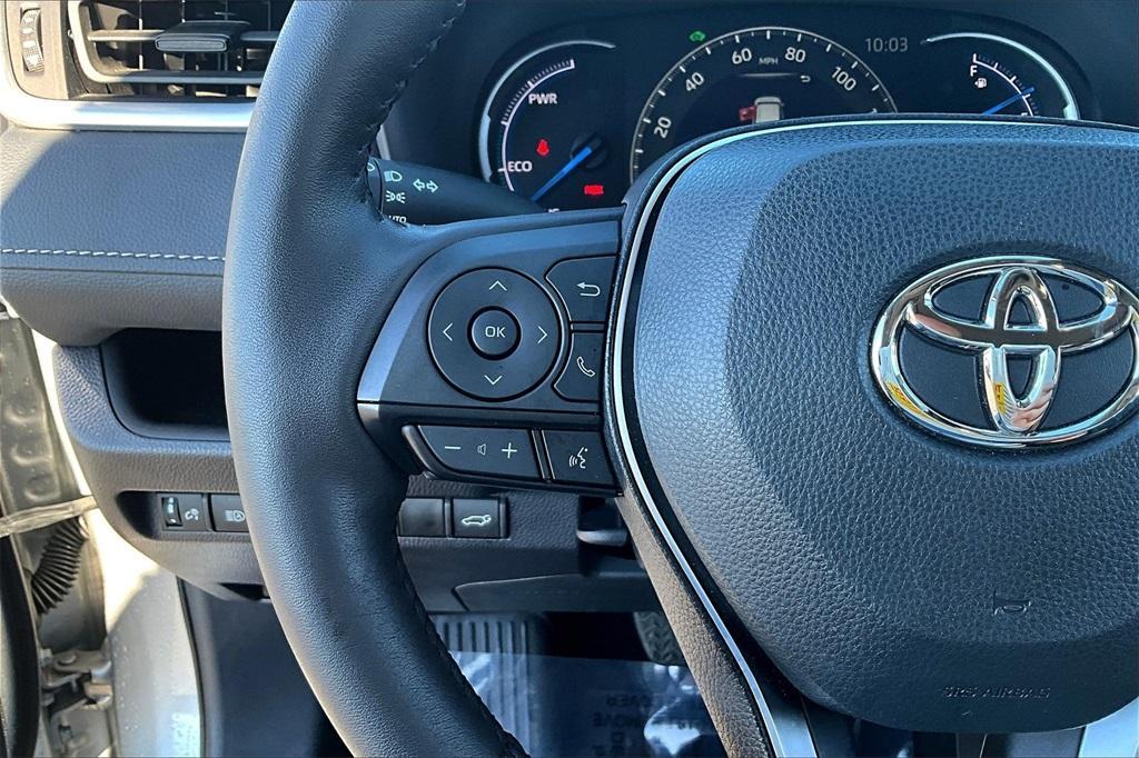2025 Silver Sky Metallic Toyota RAV4 Hybrid