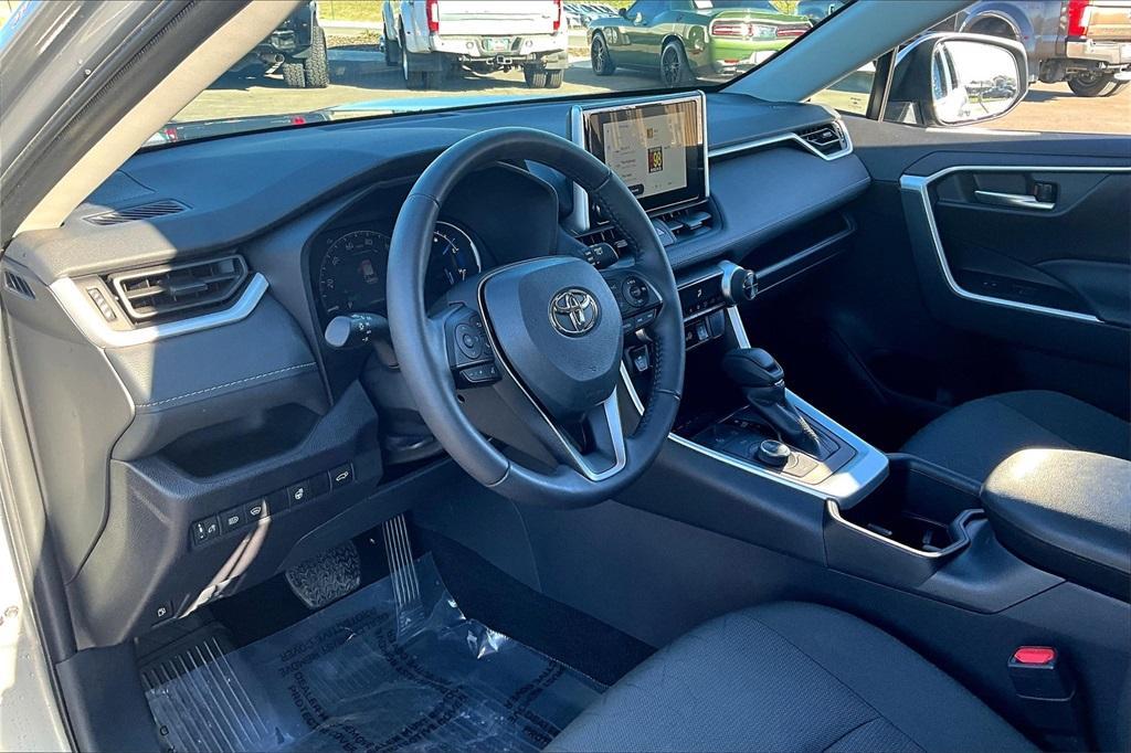 2025 Silver Sky Metallic Toyota RAV4 Hybrid