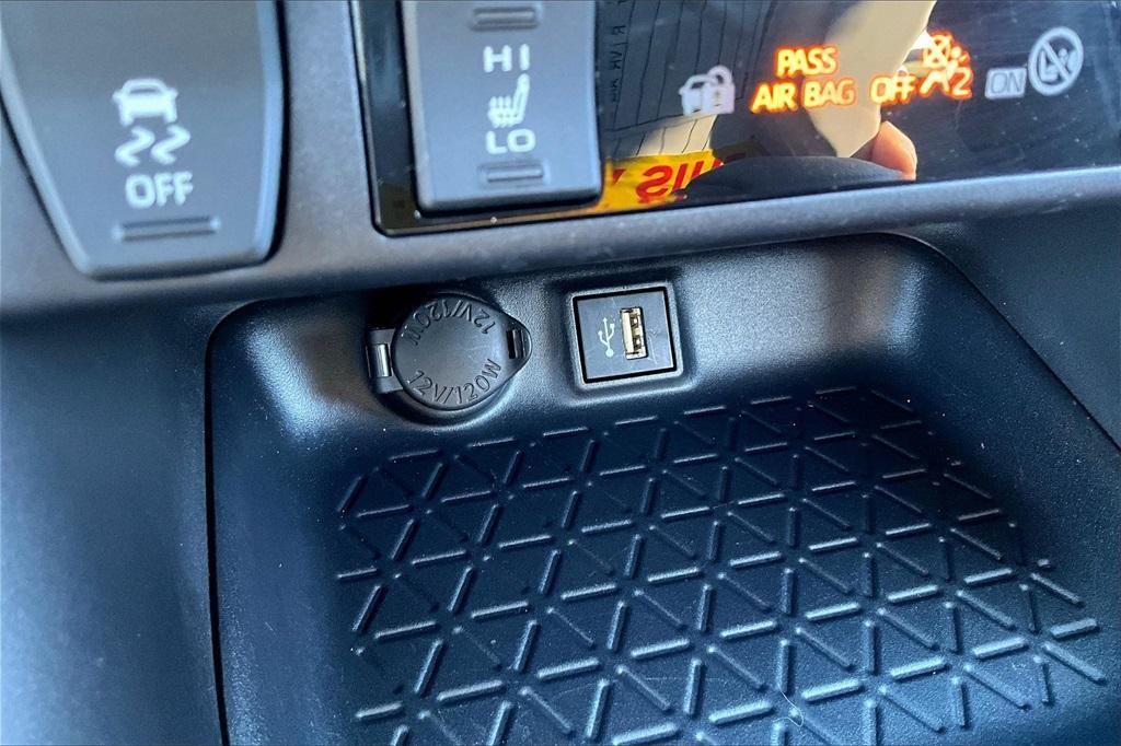 2025 Silver Sky Metallic Toyota RAV4 Hybrid