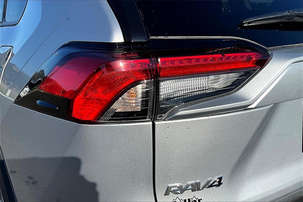 2025 Silver Sky Metallic Toyota RAV4 Hybrid