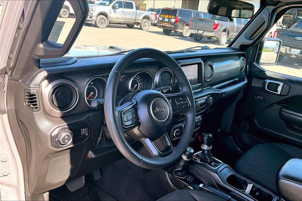 used 2023 Jeep Gladiator car, priced at $33,348